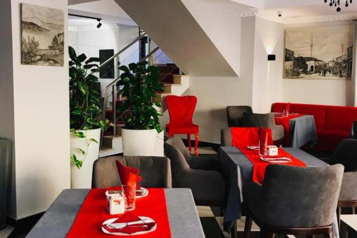 Hotel Ruby Palace