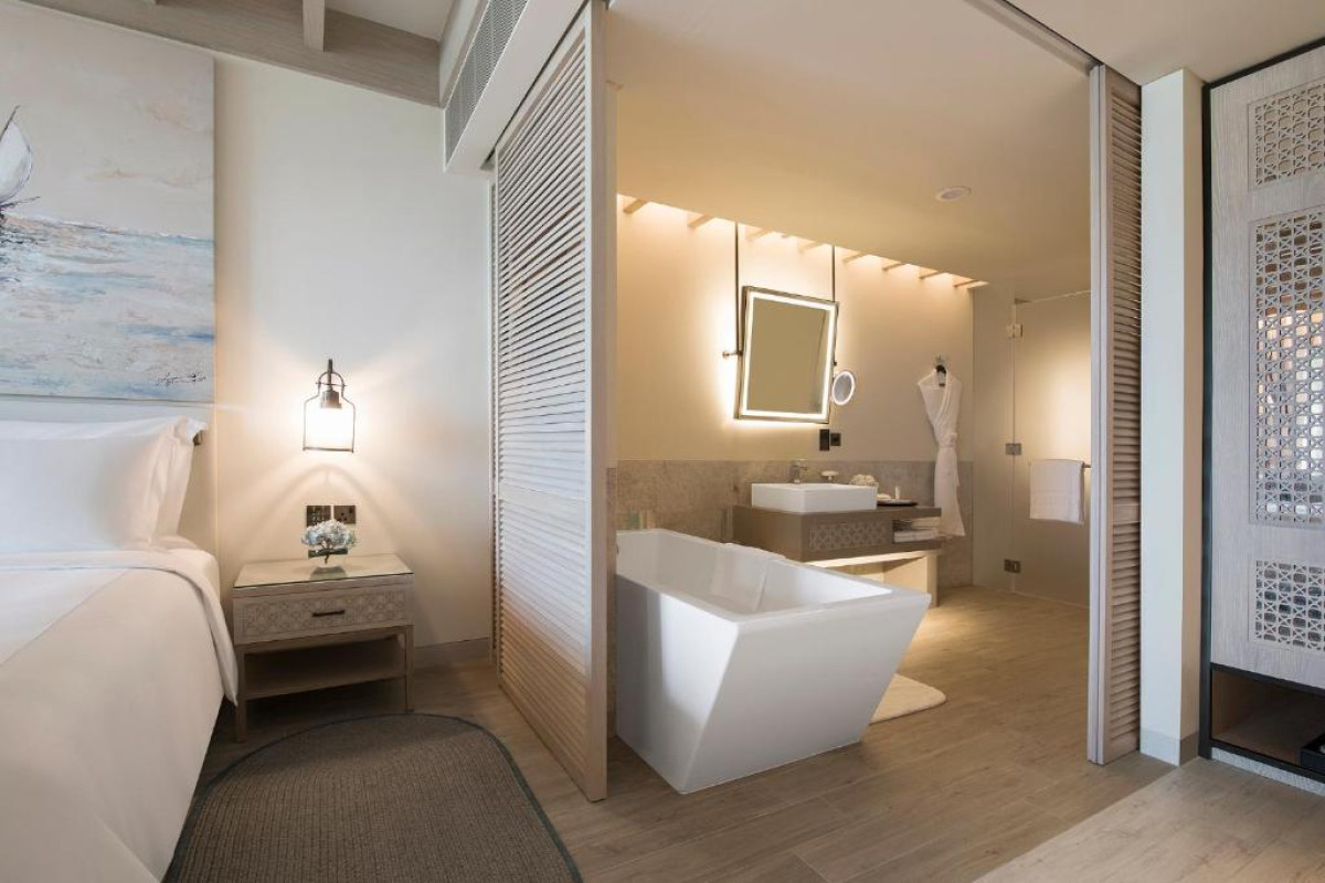 SAADIYAT ROTANA RESORT AND VILLAS