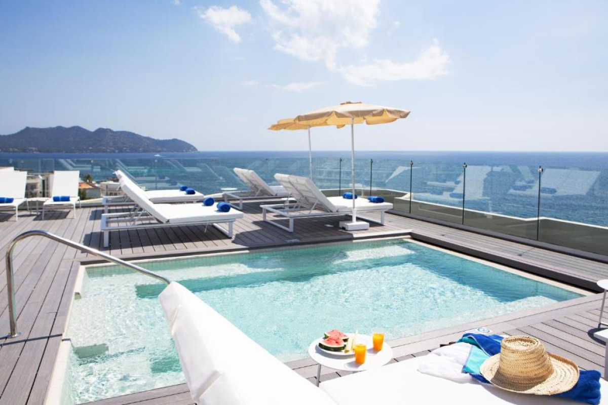 Sabina Playa Hotel Adults Only (16+)