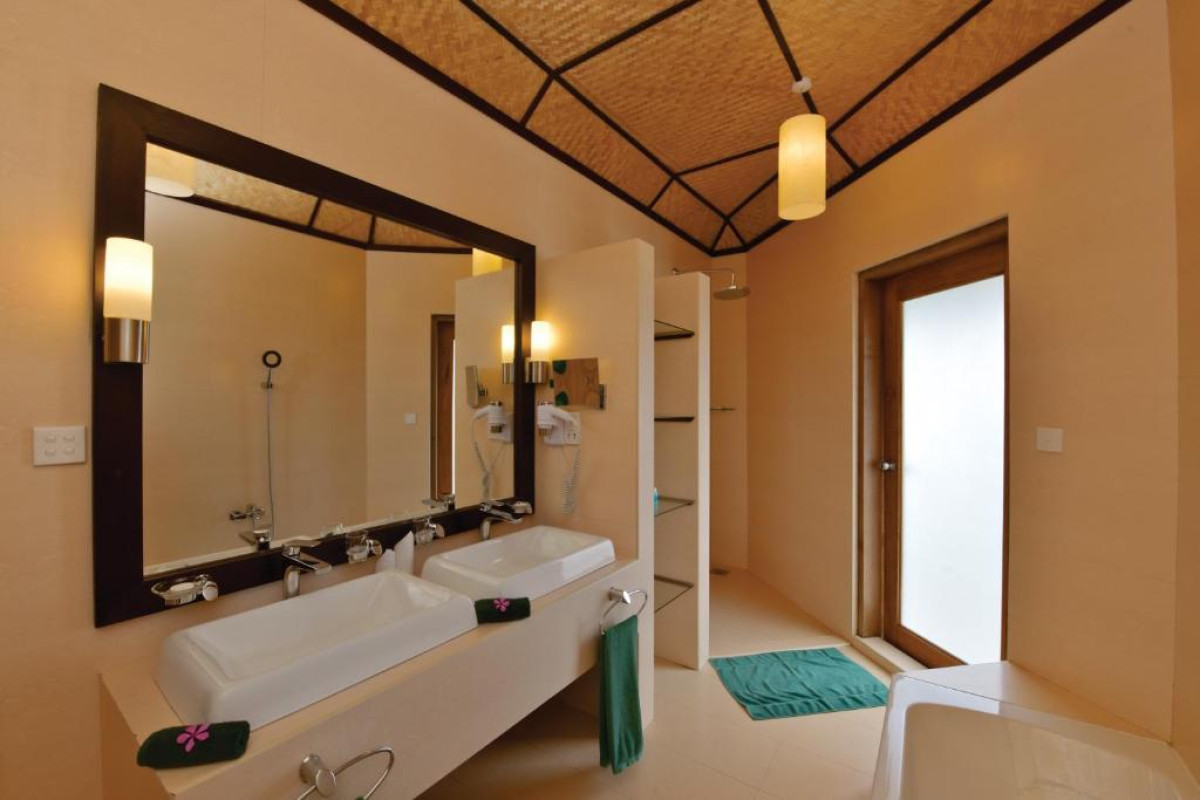 Safari Island Resort