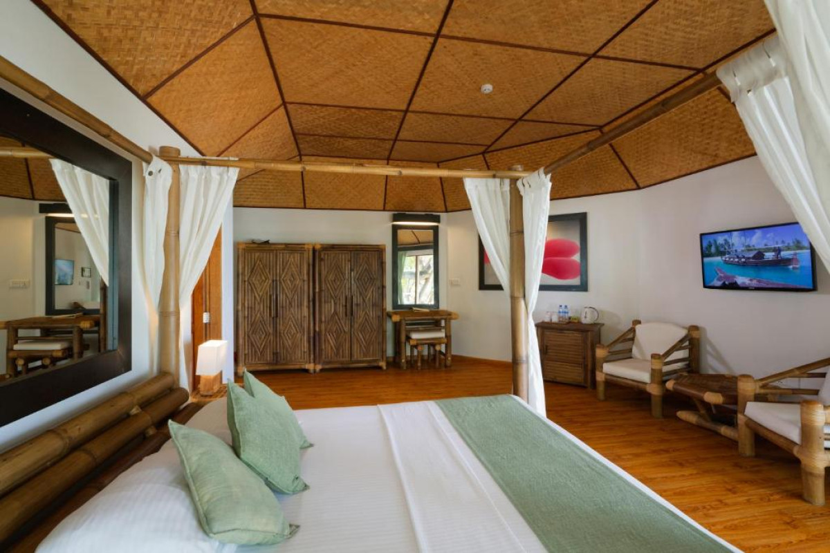 Safari Island Resort