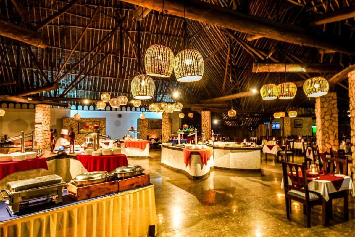Safari Kenya si plaja Mombasa - Hotel Papillon Lagoon Reef Resort 3*