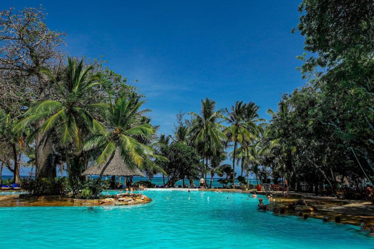 Safari Kenya si plaja Mombasa - Hotel Papillon Lagoon Reef Resort 3*