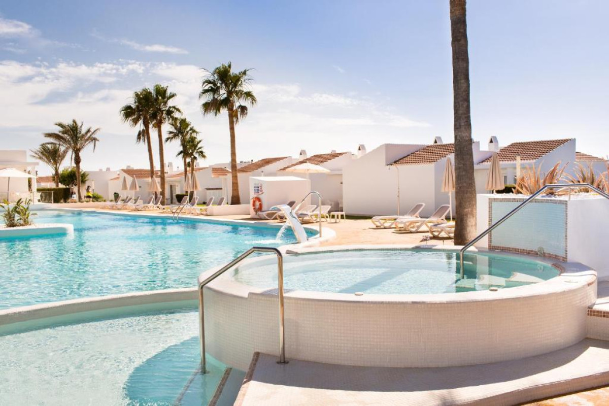 Sagitario Menorca Mar Apartments (Adults Only)