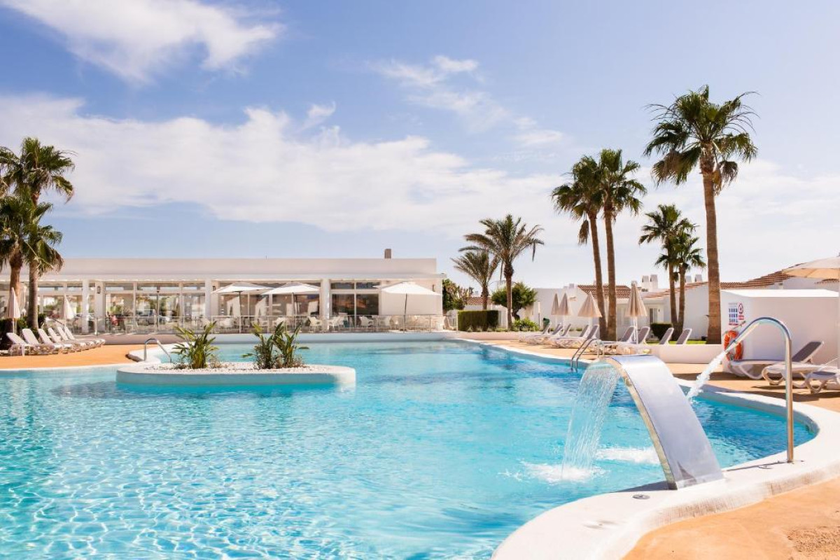 Sagitario Menorca Mar Apartments (Adults Only)