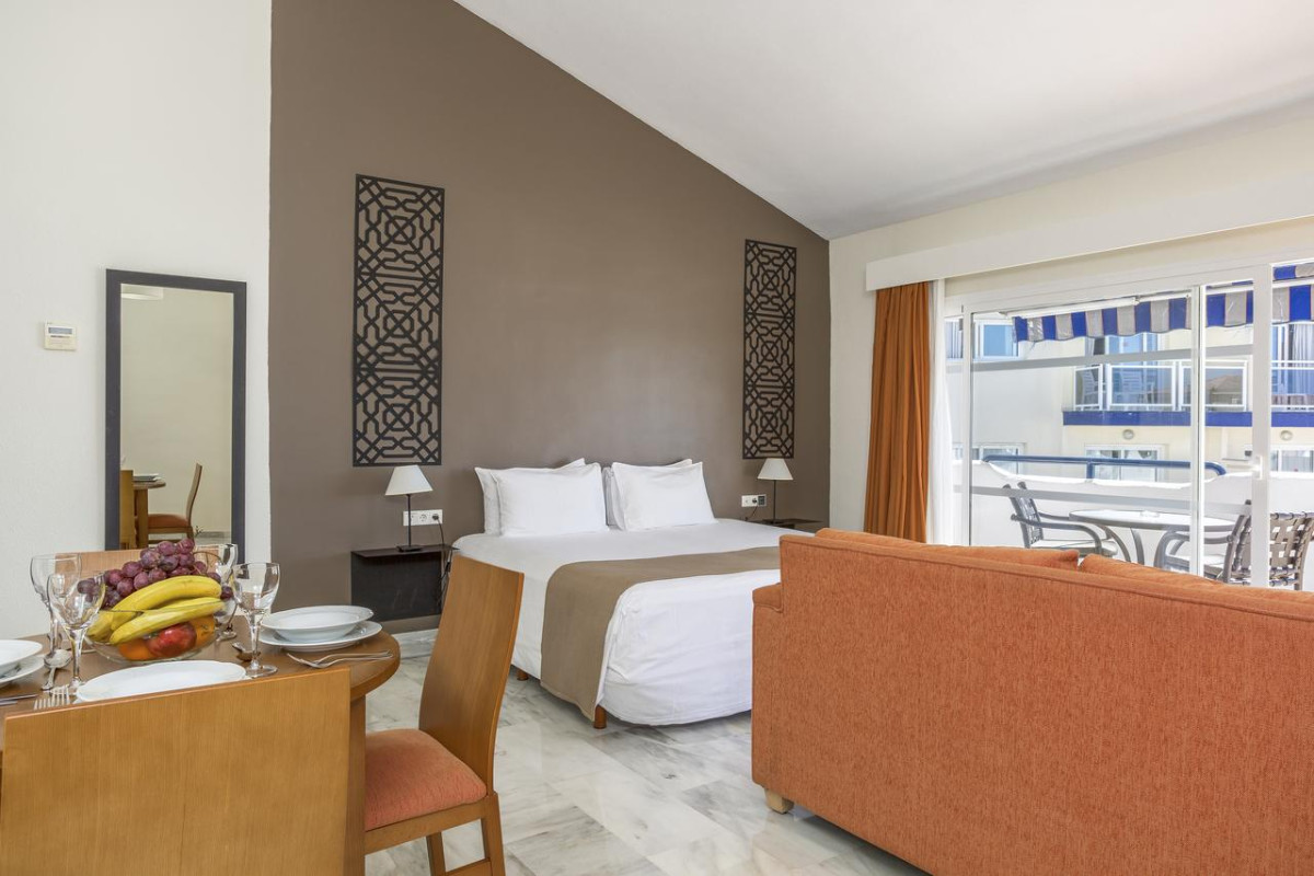 SAHARA SUNSET CLUB BY DIAMOND RESORTS