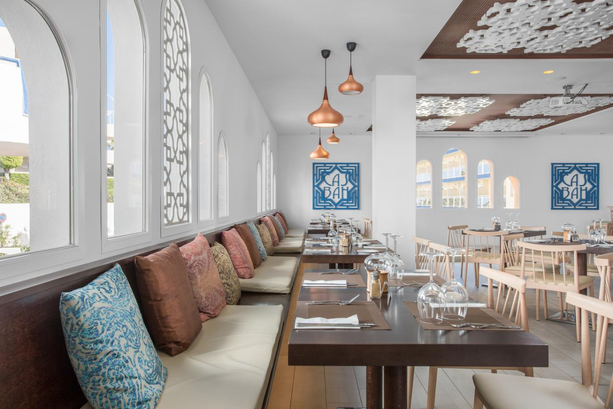 SAHARA SUNSET CLUB BY DIAMOND RESORTS