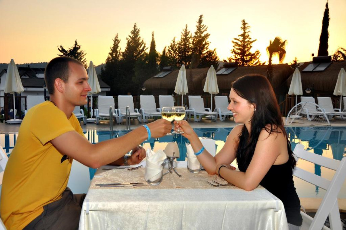 Sahra Su Holiday Village and Spa