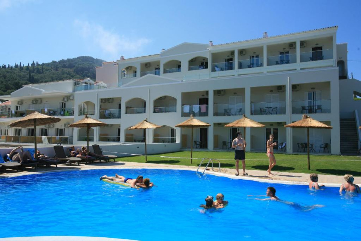 SAINT GEORGE PALACE - AGIOS GEORGIOS NORTH