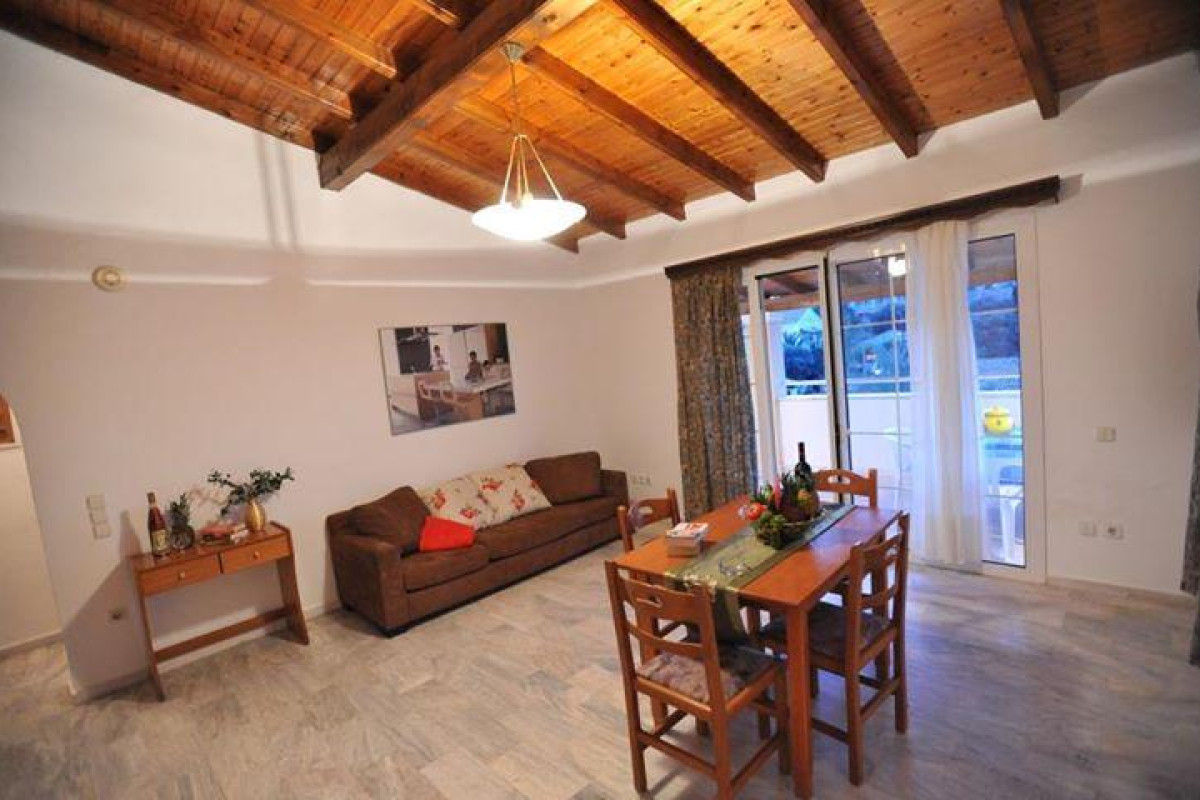 Saint Spyridon Aparthotel