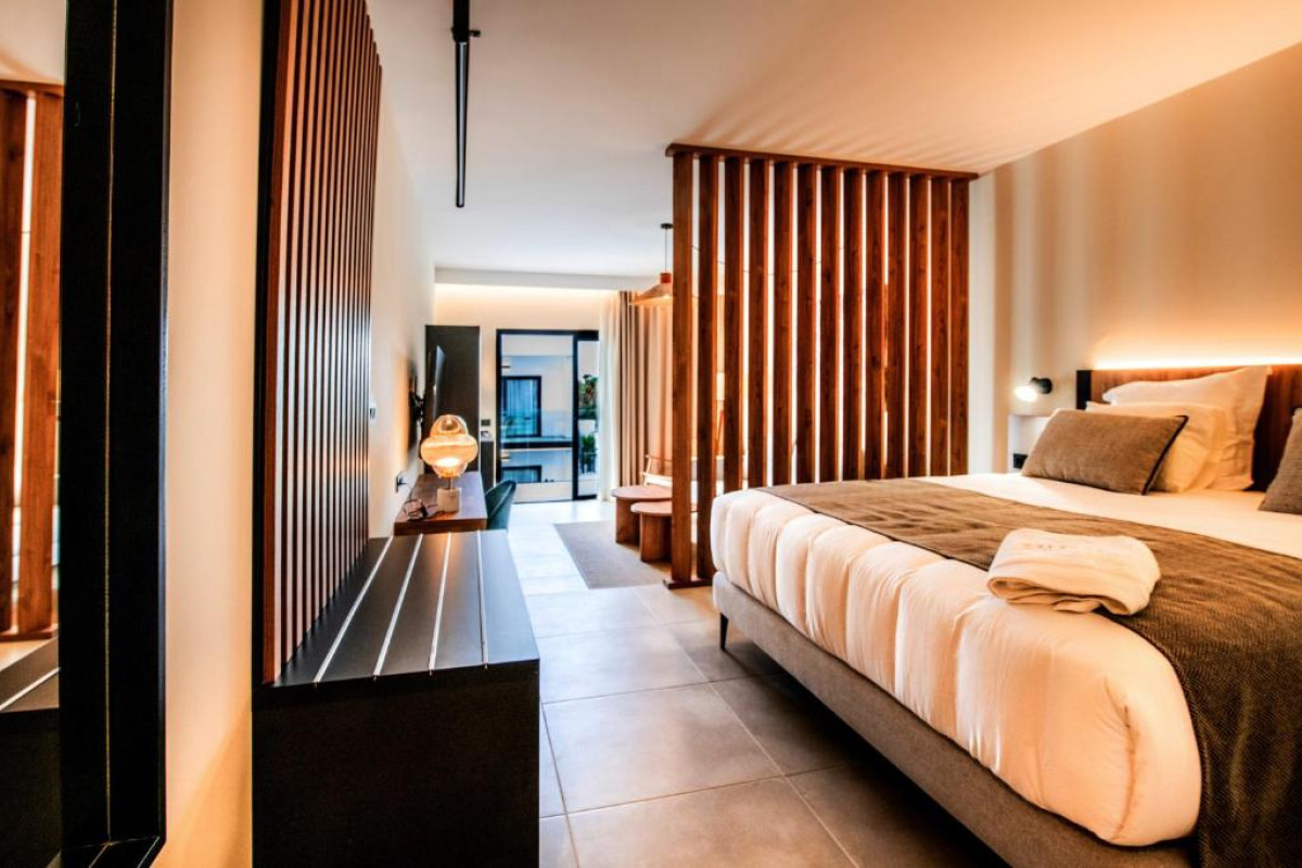 Saladar Suites Boutique