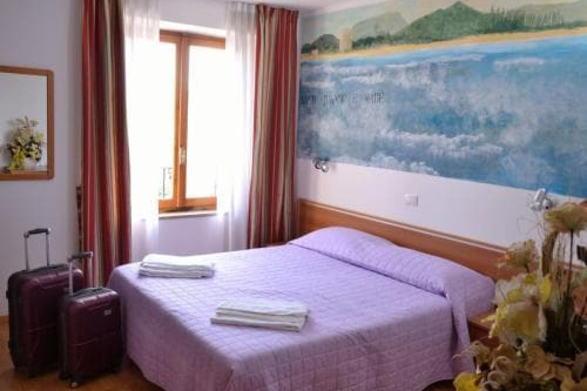 Sale Hotel
