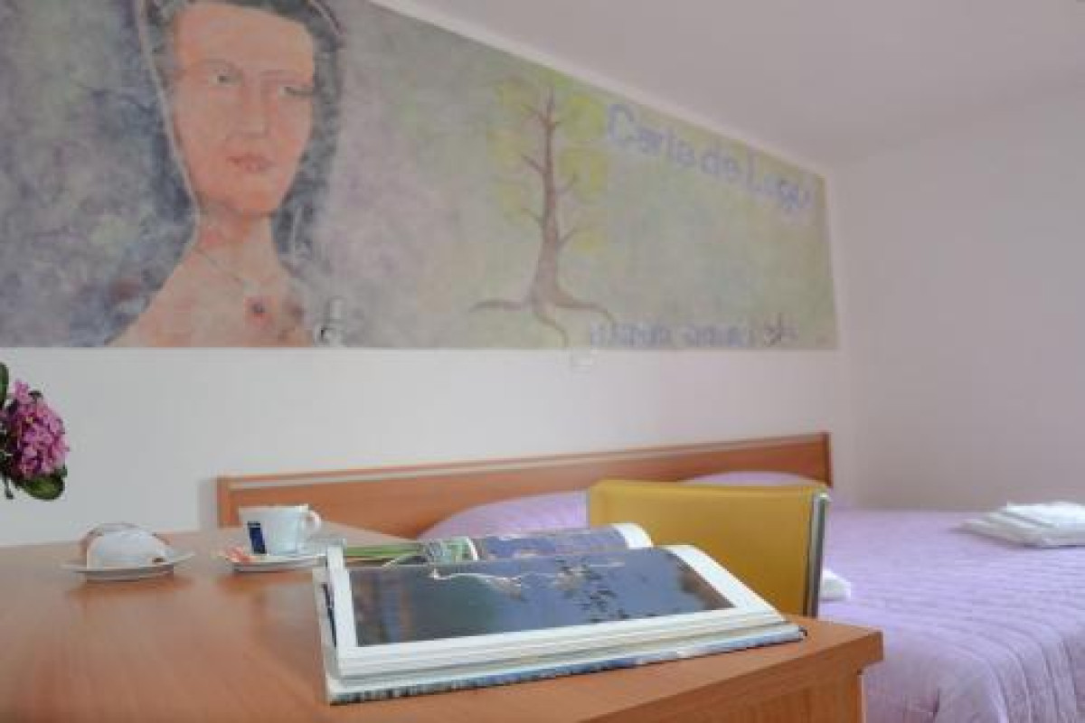 Sale Hotel