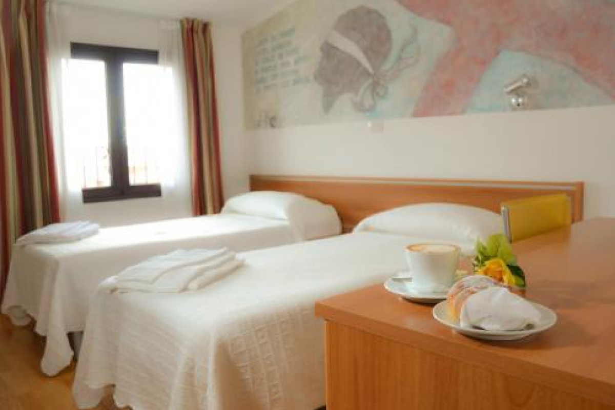 Sale Hotel