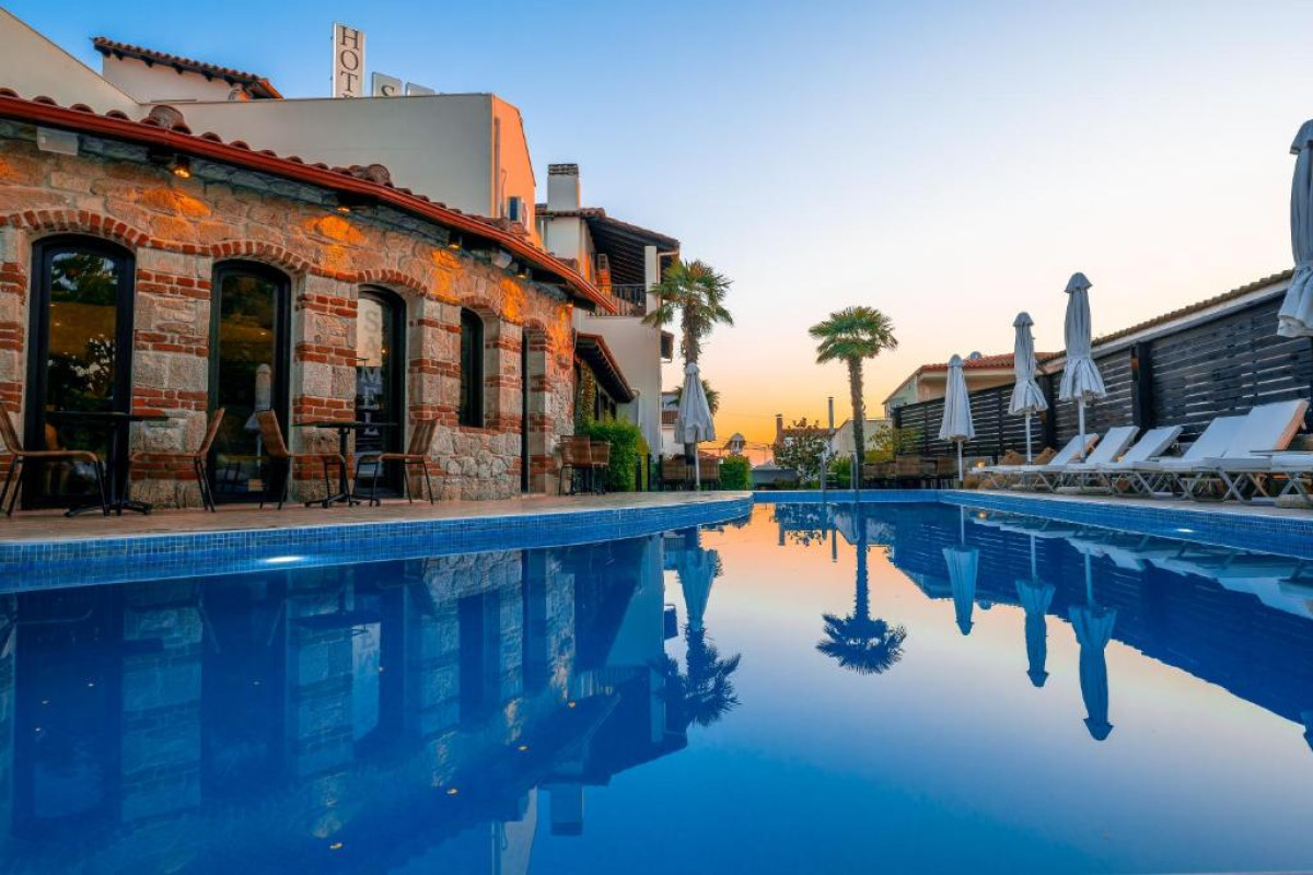 Samel Hotel