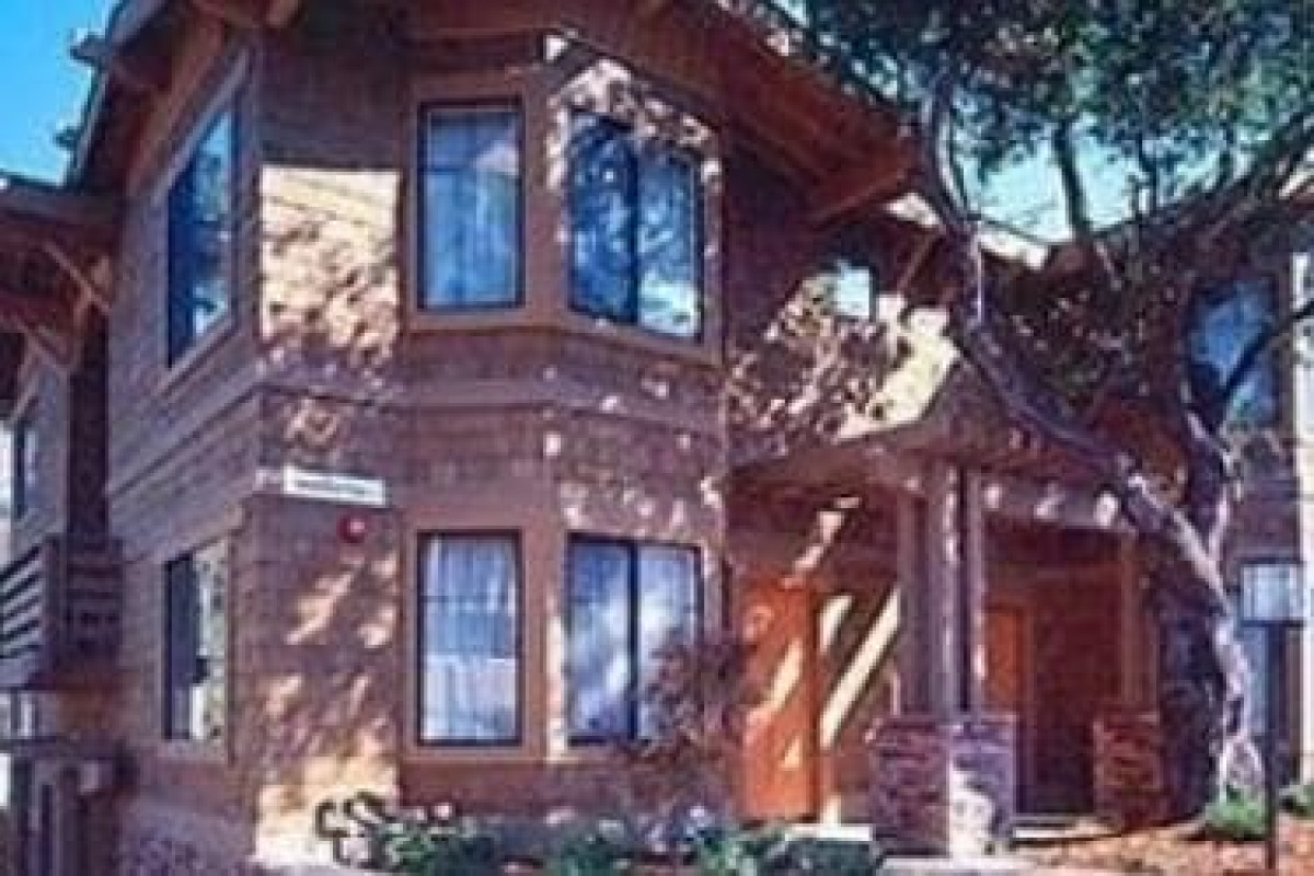 San Luis Creek Lodge