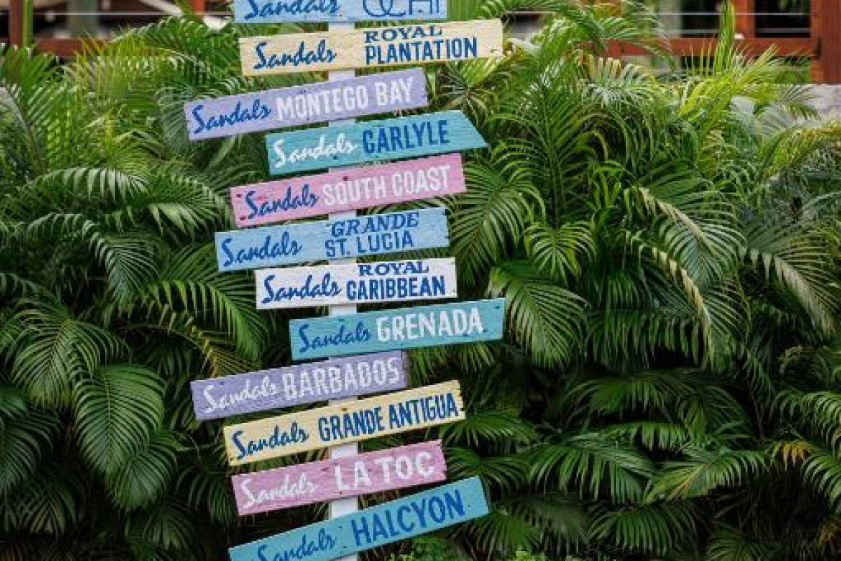 Sandals Ochi