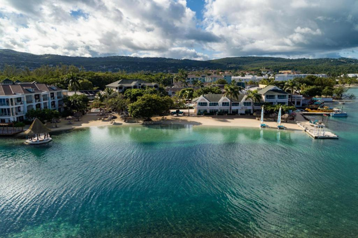 Sandals Royal Caribbean All Inclusive Resort & Private Island