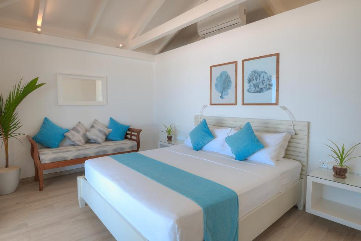 Sandies Bathala Island Resort