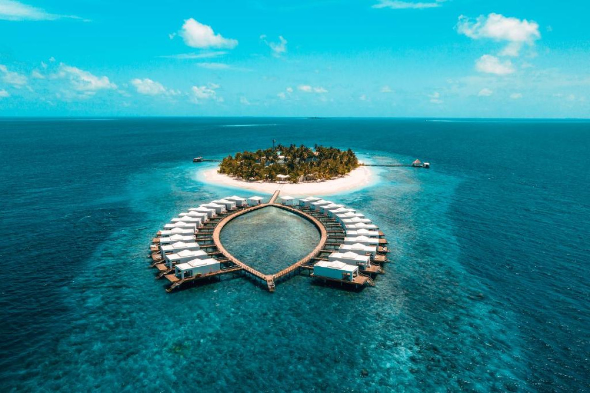Sandies Bathala Island Resort