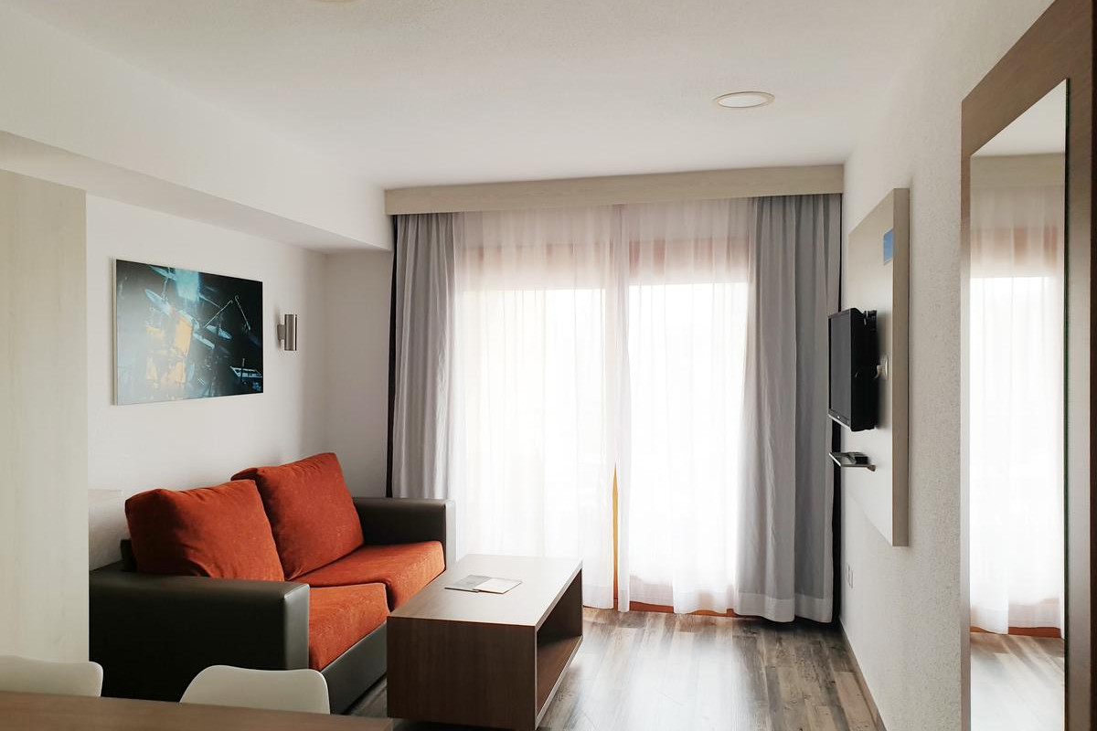 Sandos Benidorm Suites