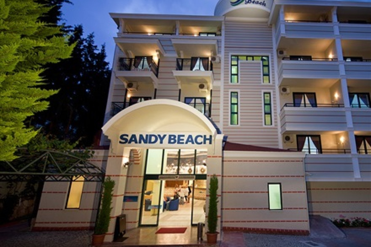 SANDY BEACH HOTEL