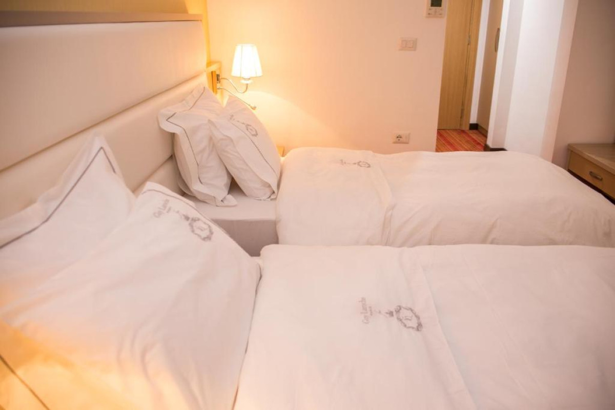 Santa Quaranta Premum Resort