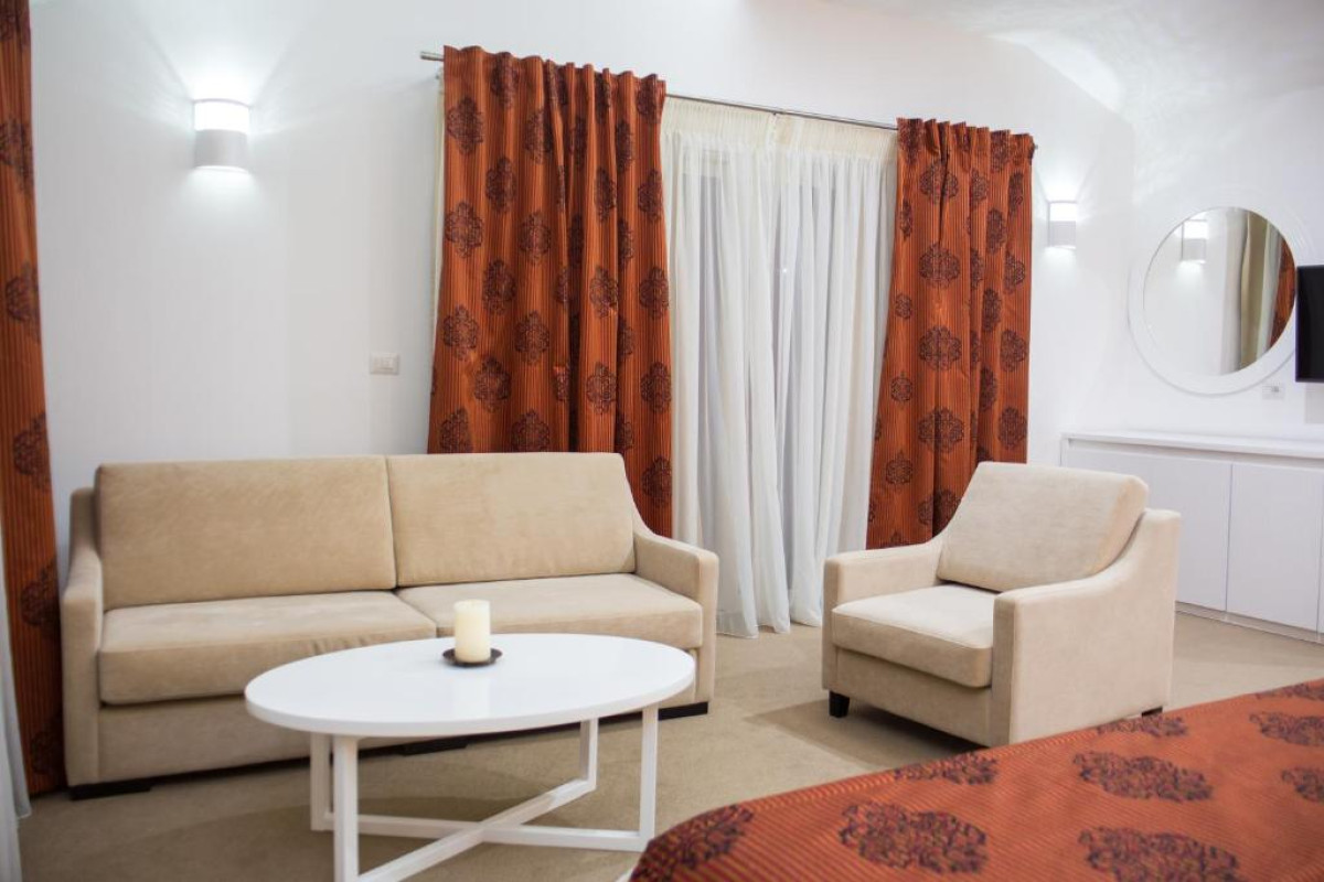 Santa Quaranta Premum Resort