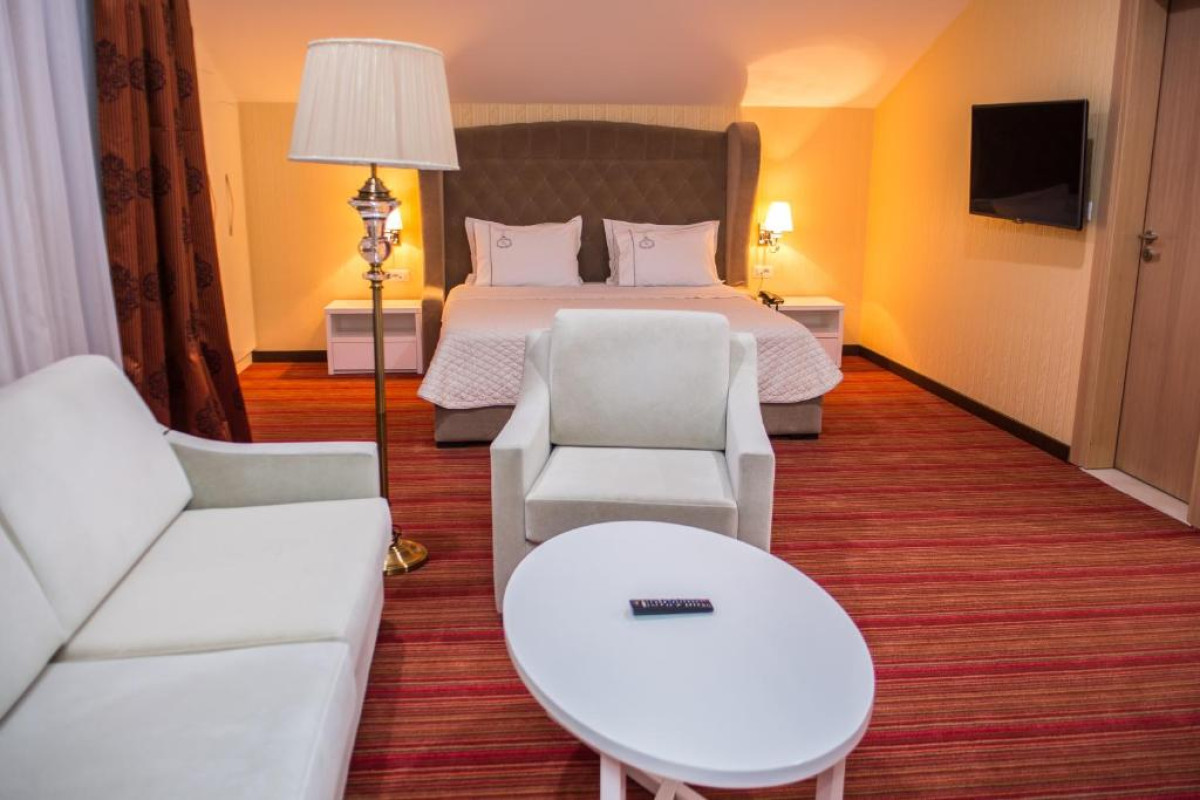Santa Quaranta Premum Resort