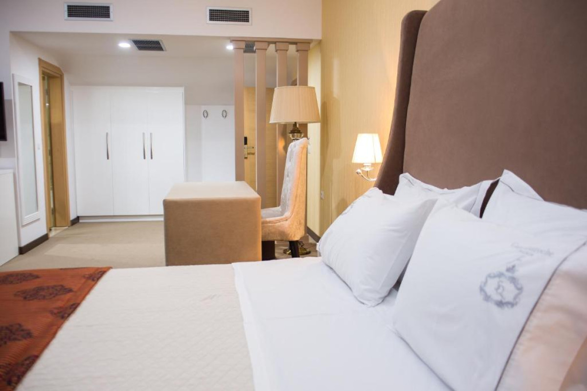 Santa Quaranta Premum Resort