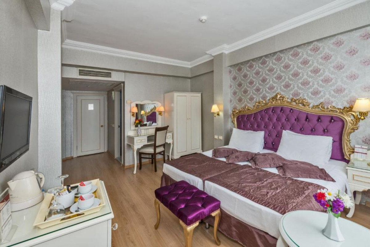 HOTEL SANTA SOPHIA