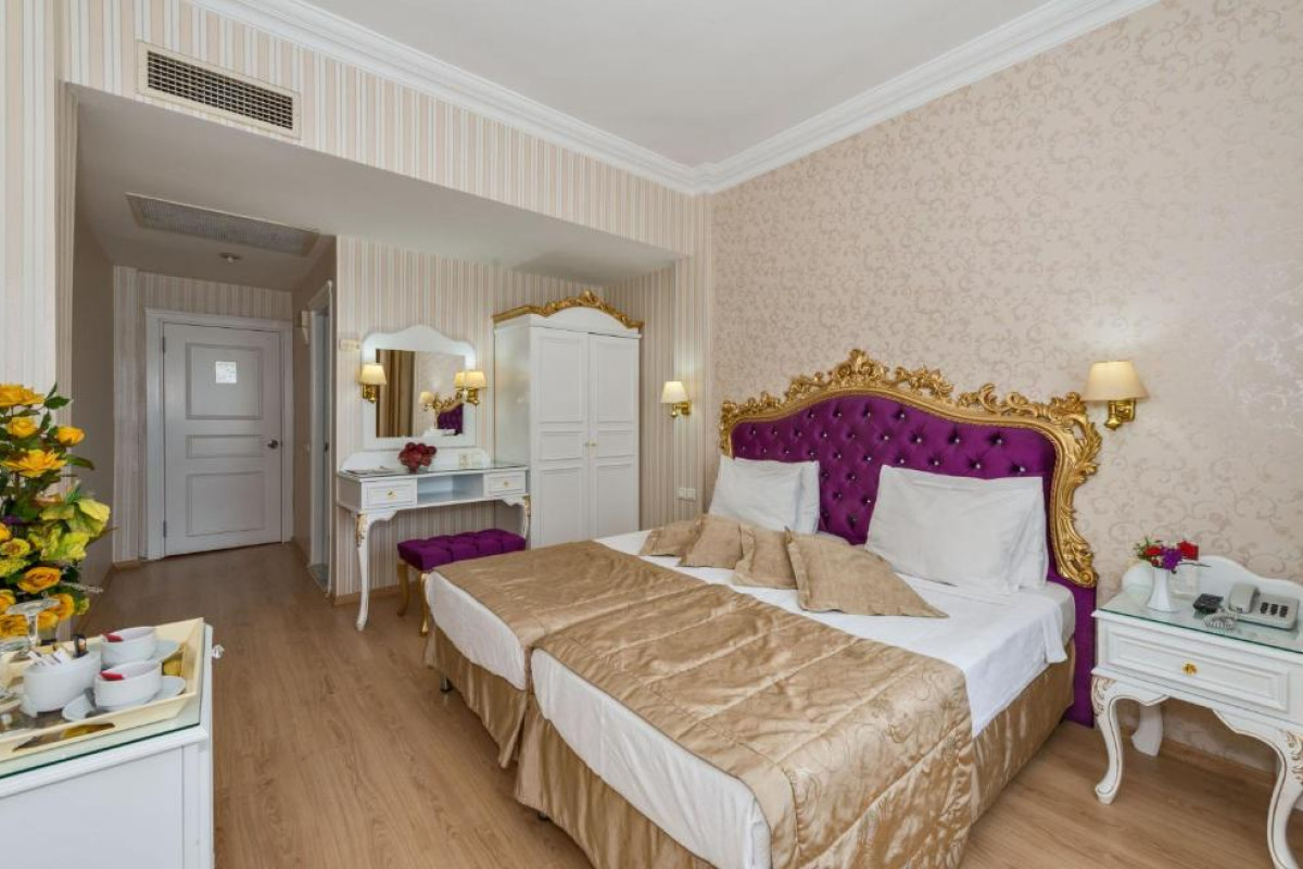 HOTEL SANTA SOPHIA