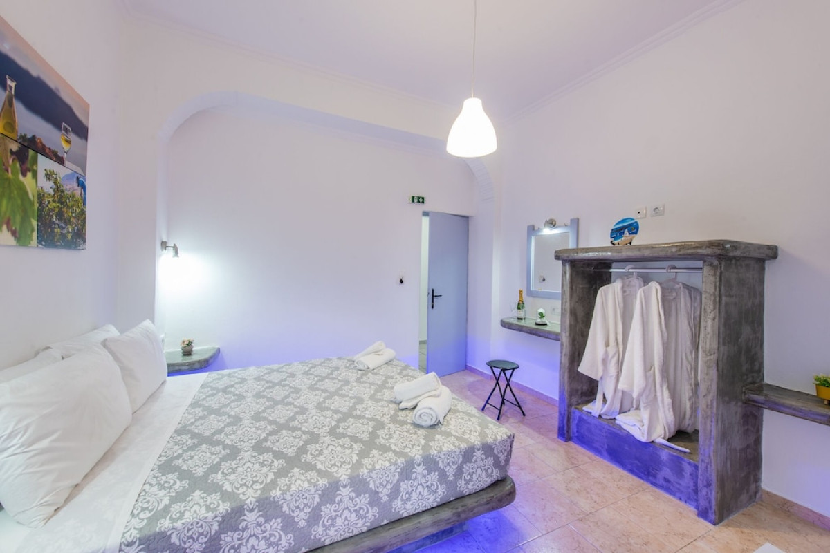 Santorini Ny