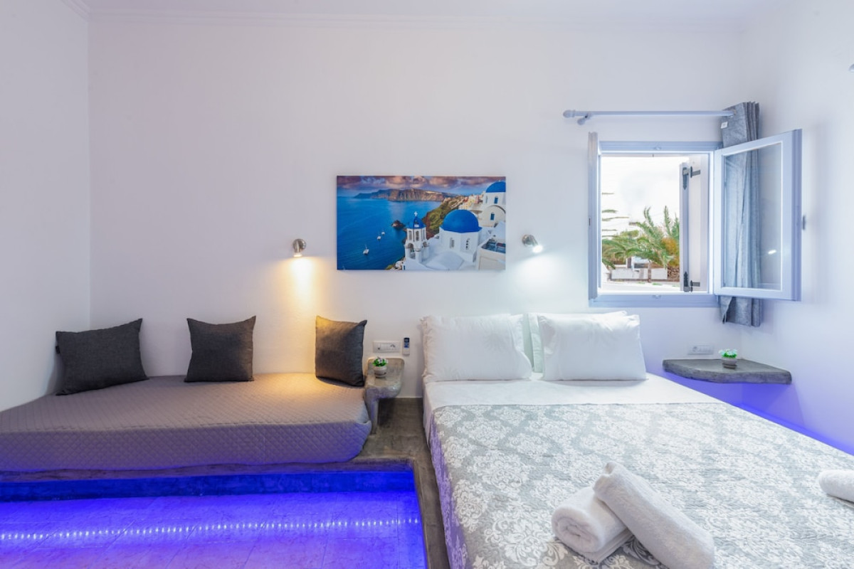 Santorini Ny