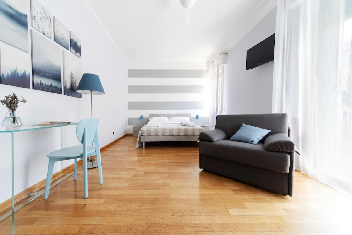 Sant'Orsola Colorful Huge Apartment