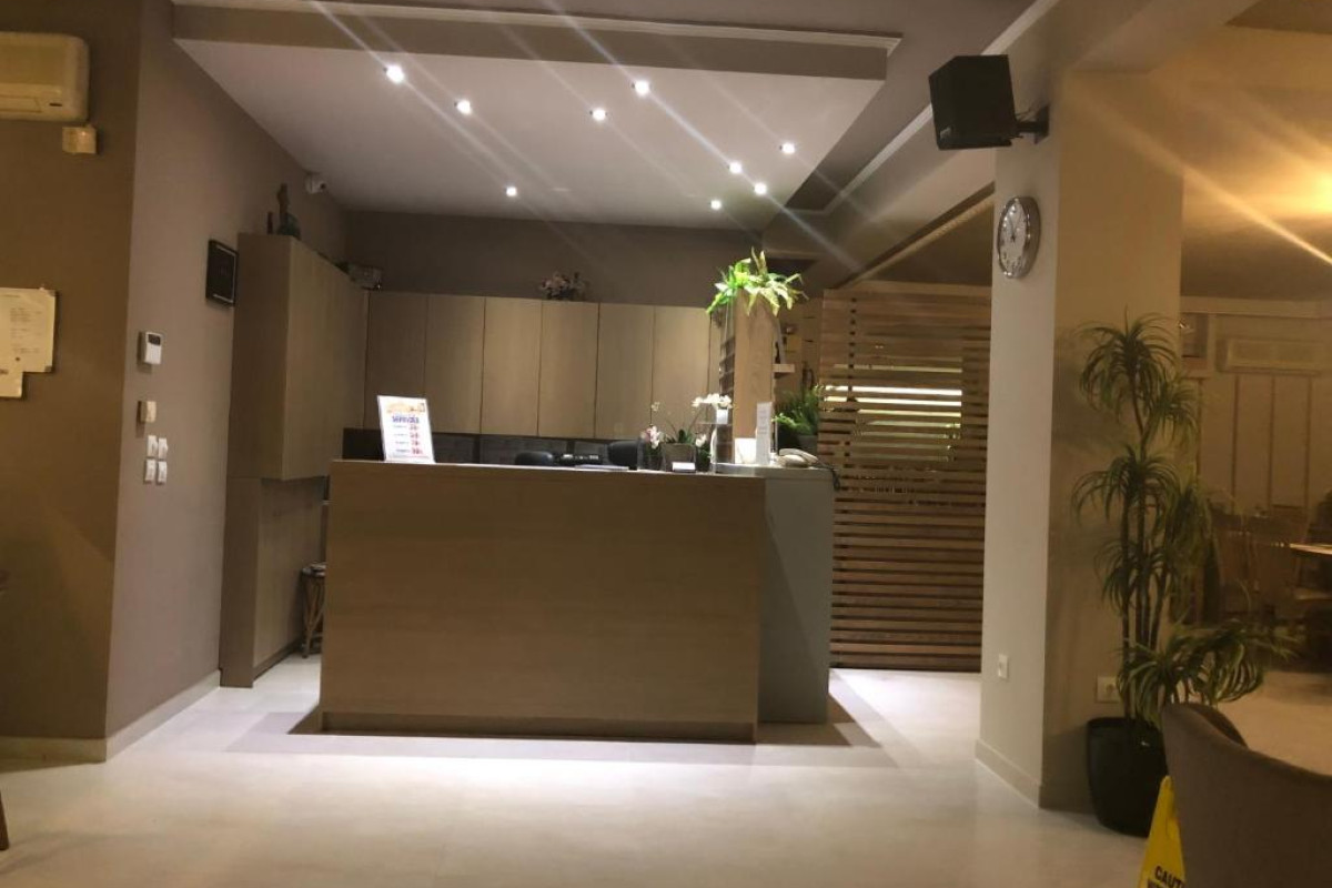 Sarantis Hotel