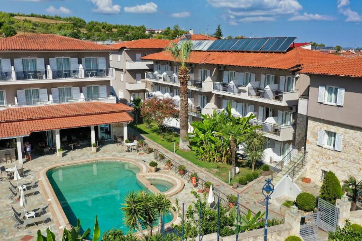 Sarantis Hotel