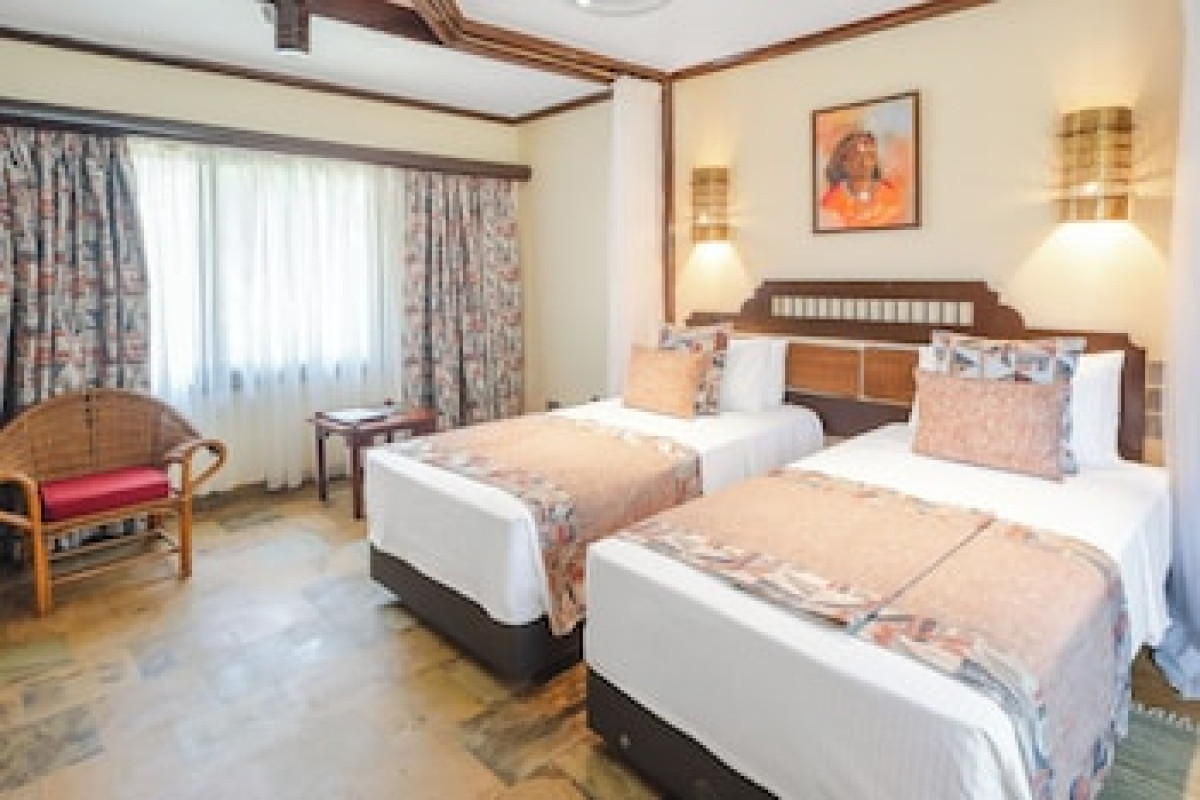 SAROVA SHABA LODGE