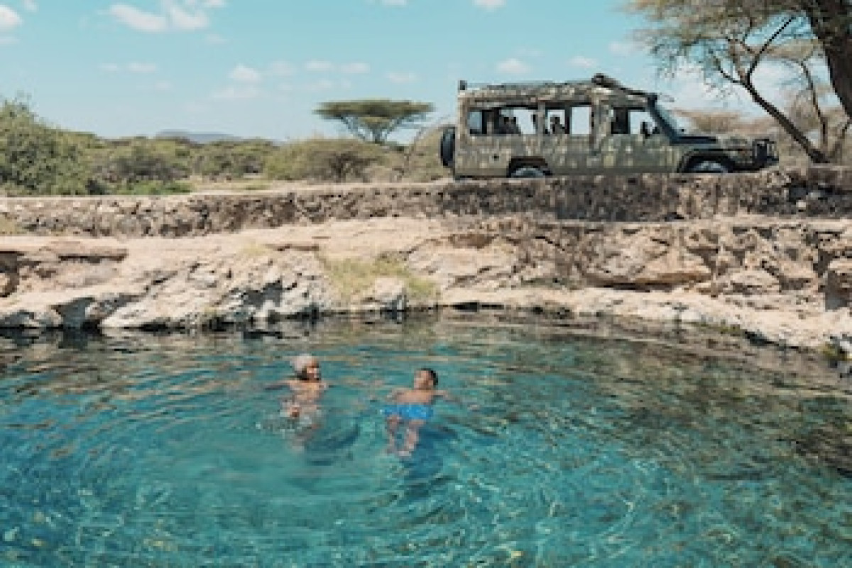 SAROVA SHABA LODGE