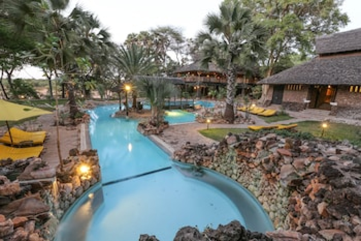 SAROVA SHABA LODGE