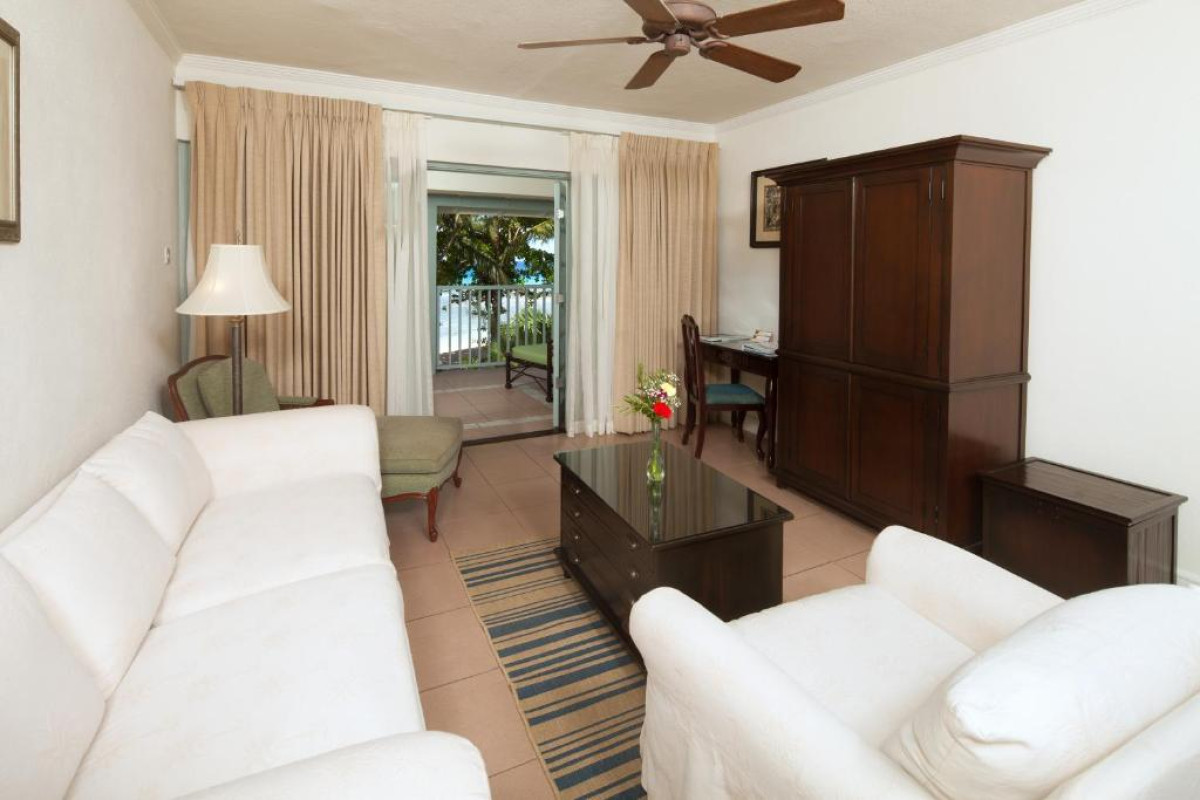 Savannah Beach Club