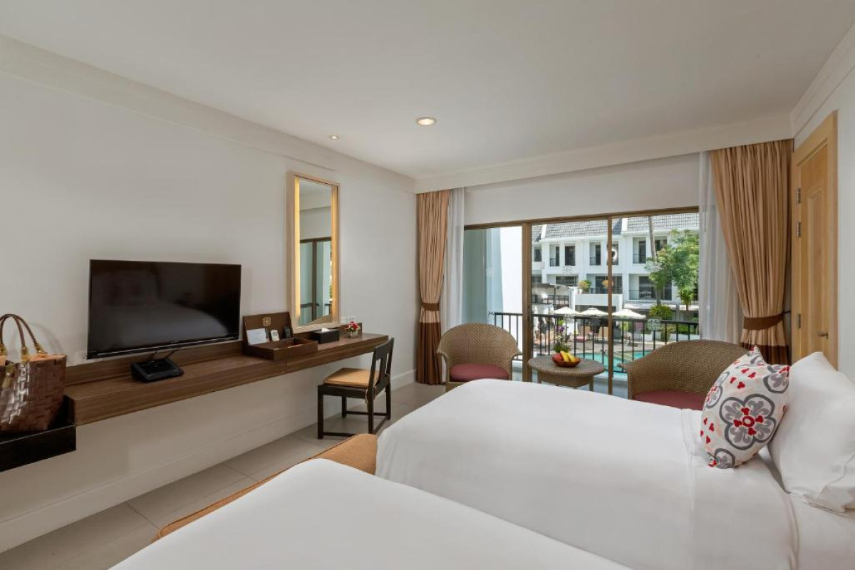 Sawaddi Patong Resort & Spa by Tolani