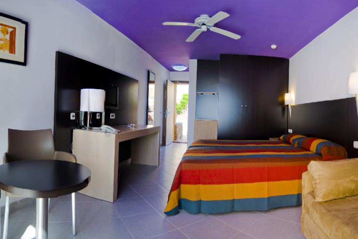 SBH MONICA BEACH