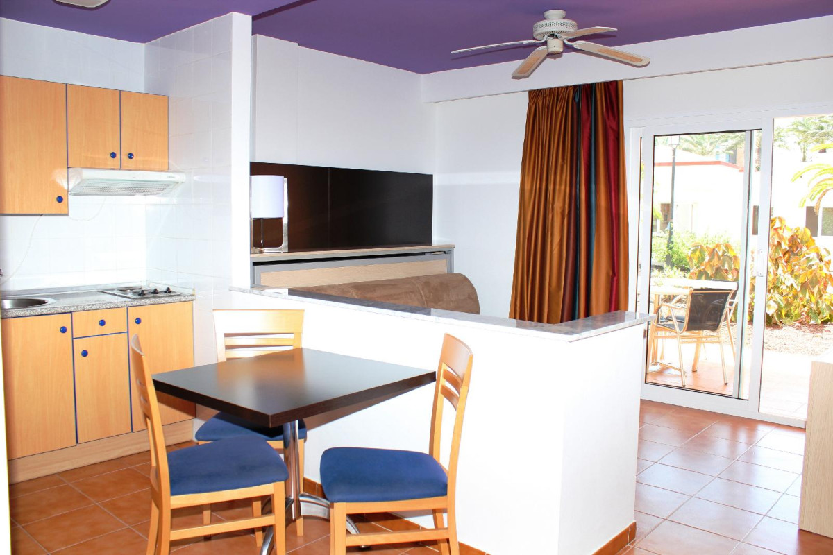 SBH MONICA BEACH