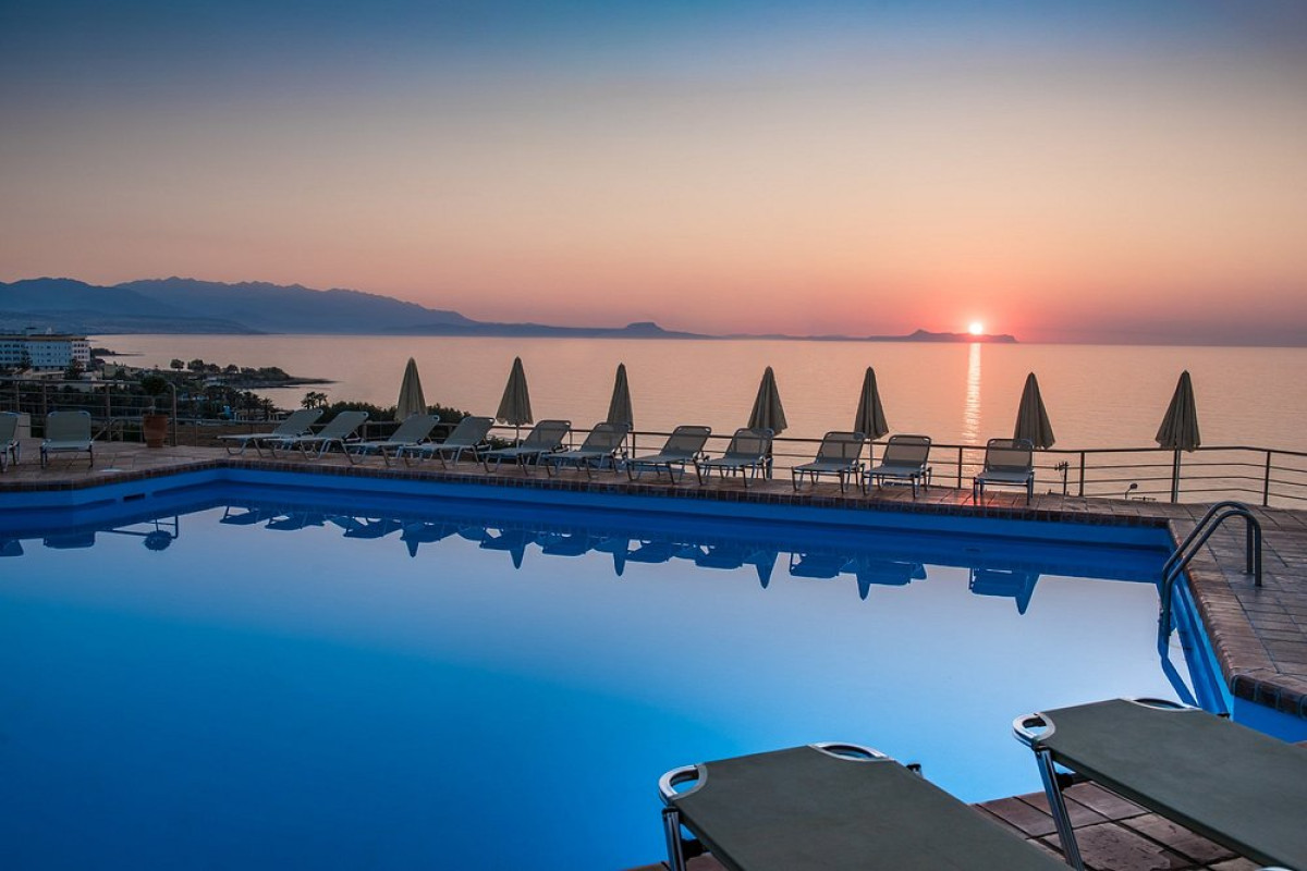 Scaleta Beach, Adults 16+ hotel