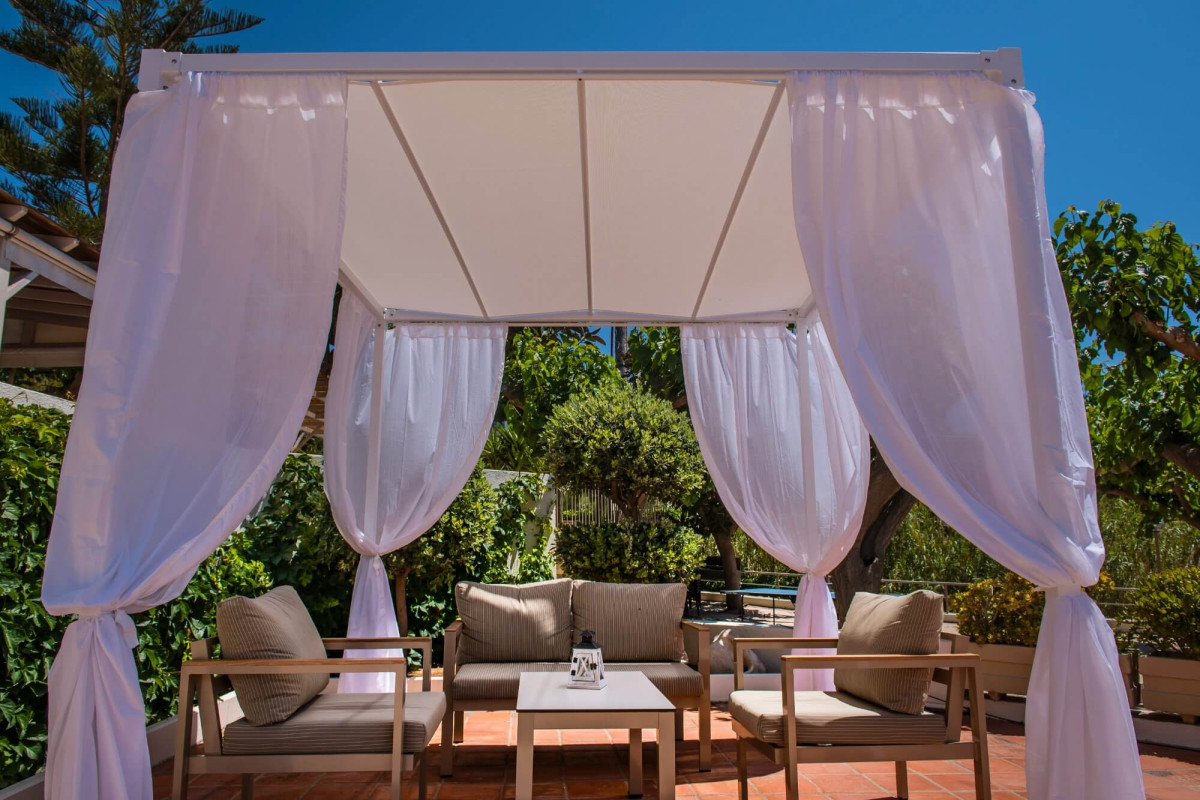 SCALETA BEACH HOTEL Adults only 16+