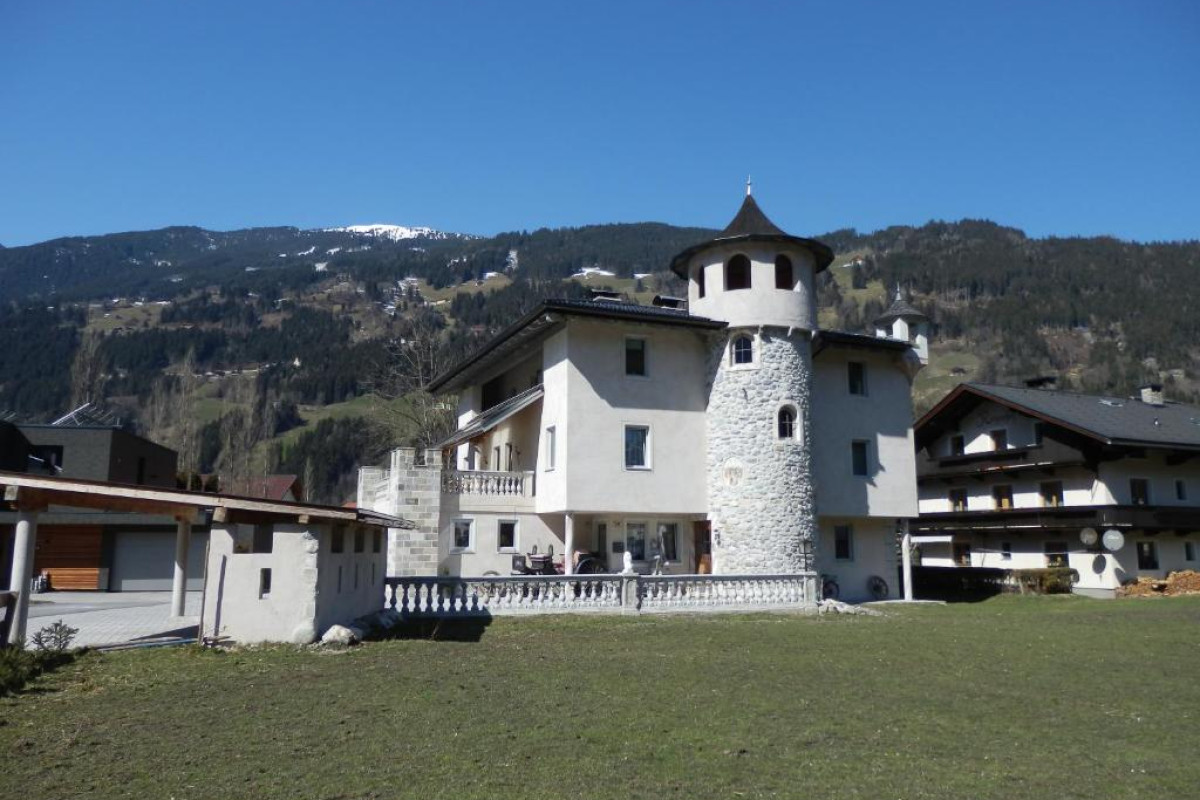 Schlossburg Reiserhof