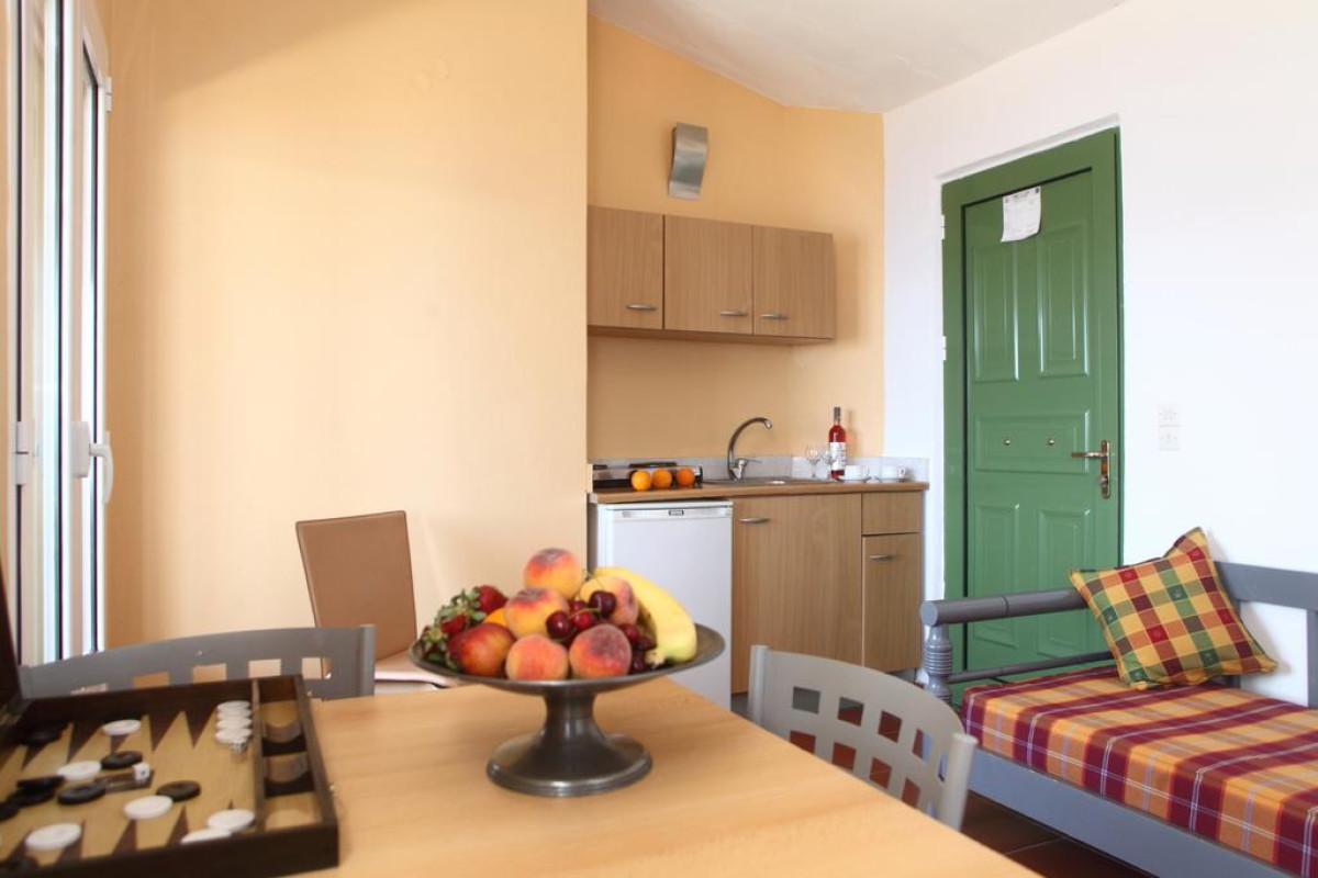 Scorpios Hotel and Apartments