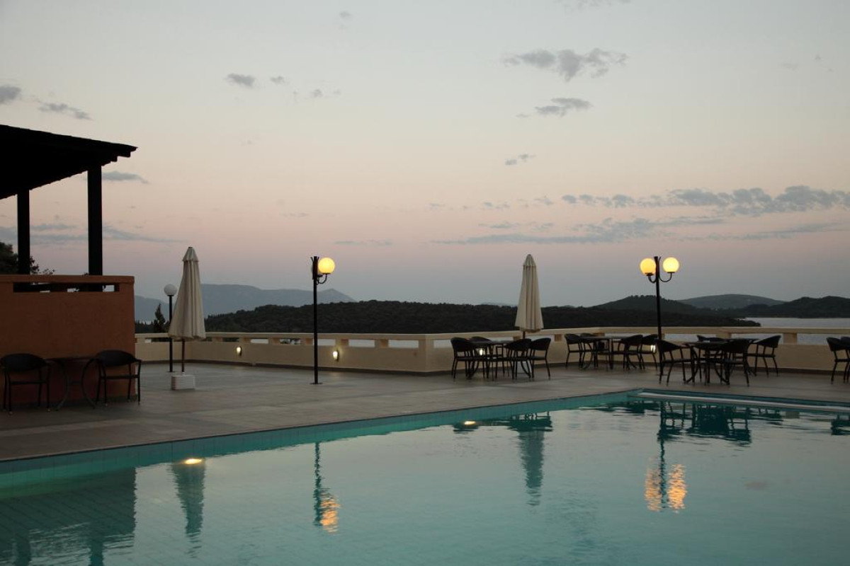 Scorpios Hotel and Apartments