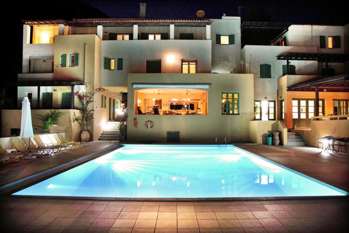 Scorpios Hotel and Apartments